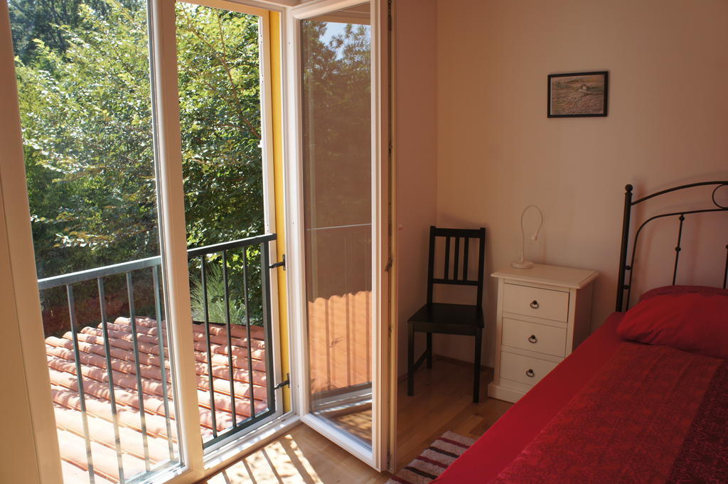 Guki Reihenhaeuser Malinska Room photo